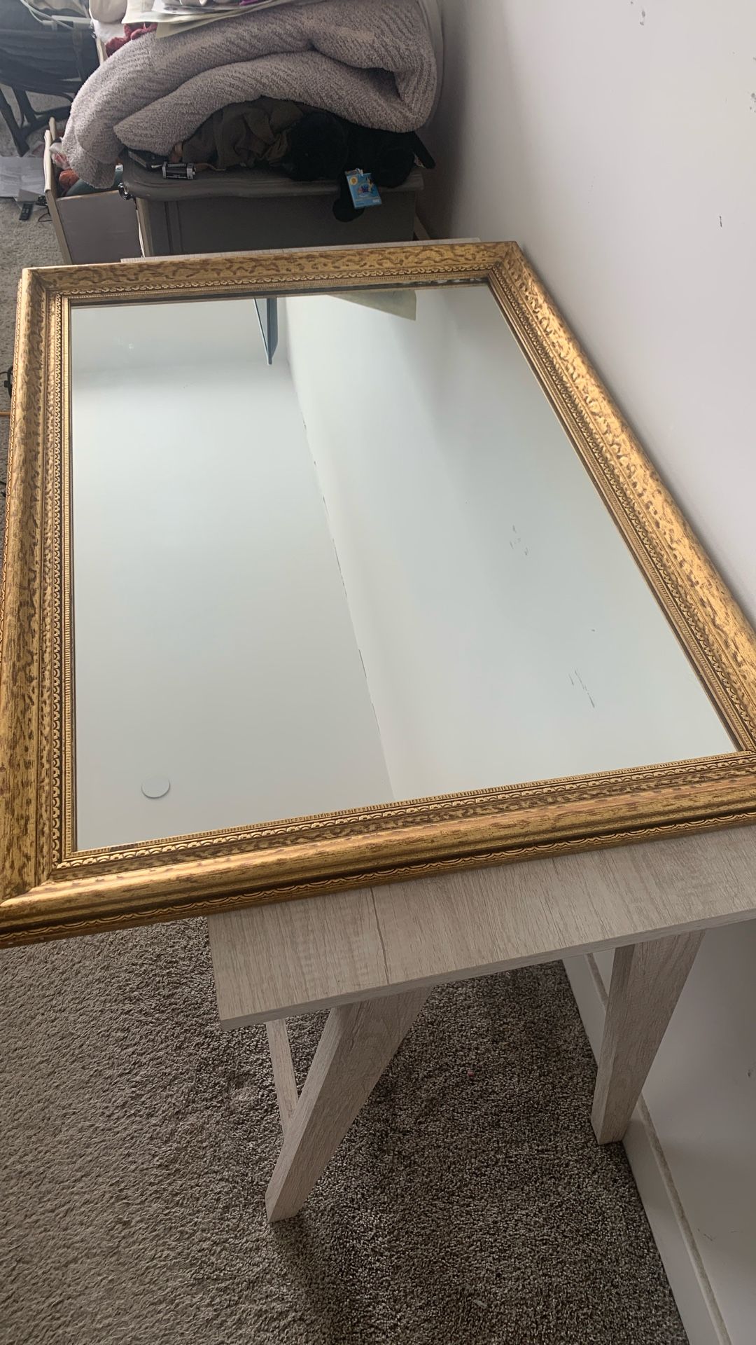 Mirror 