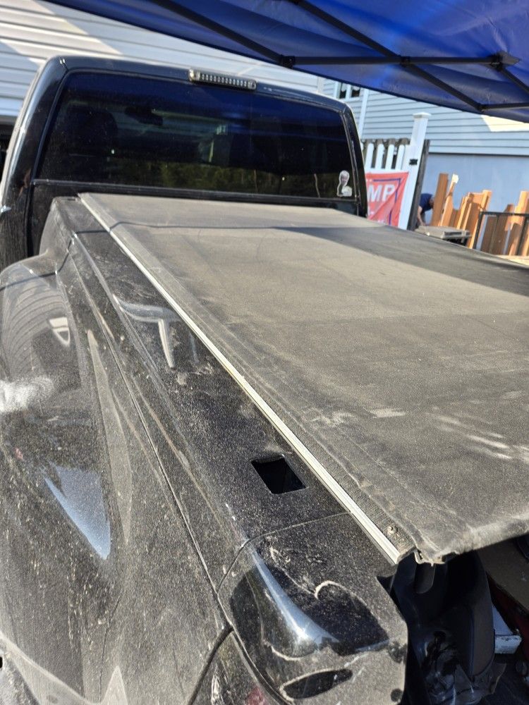1997 Chevy SILVERADO STEPSIDE SOFT ROLL UP BED COVER