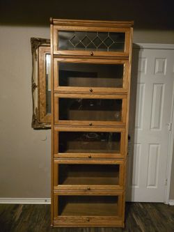 Beautiful 7 ft old