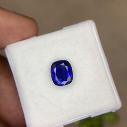 Royal Blue Shapphire 1.7ct