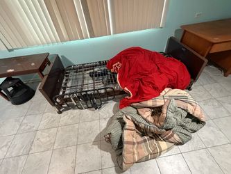 Mechanical bed
