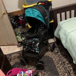 Stroller 