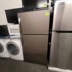 Top Mounted Unit G E Ref riger ator Ask about Availability