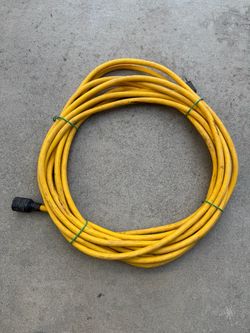 220 volts 25’ long used extension cord