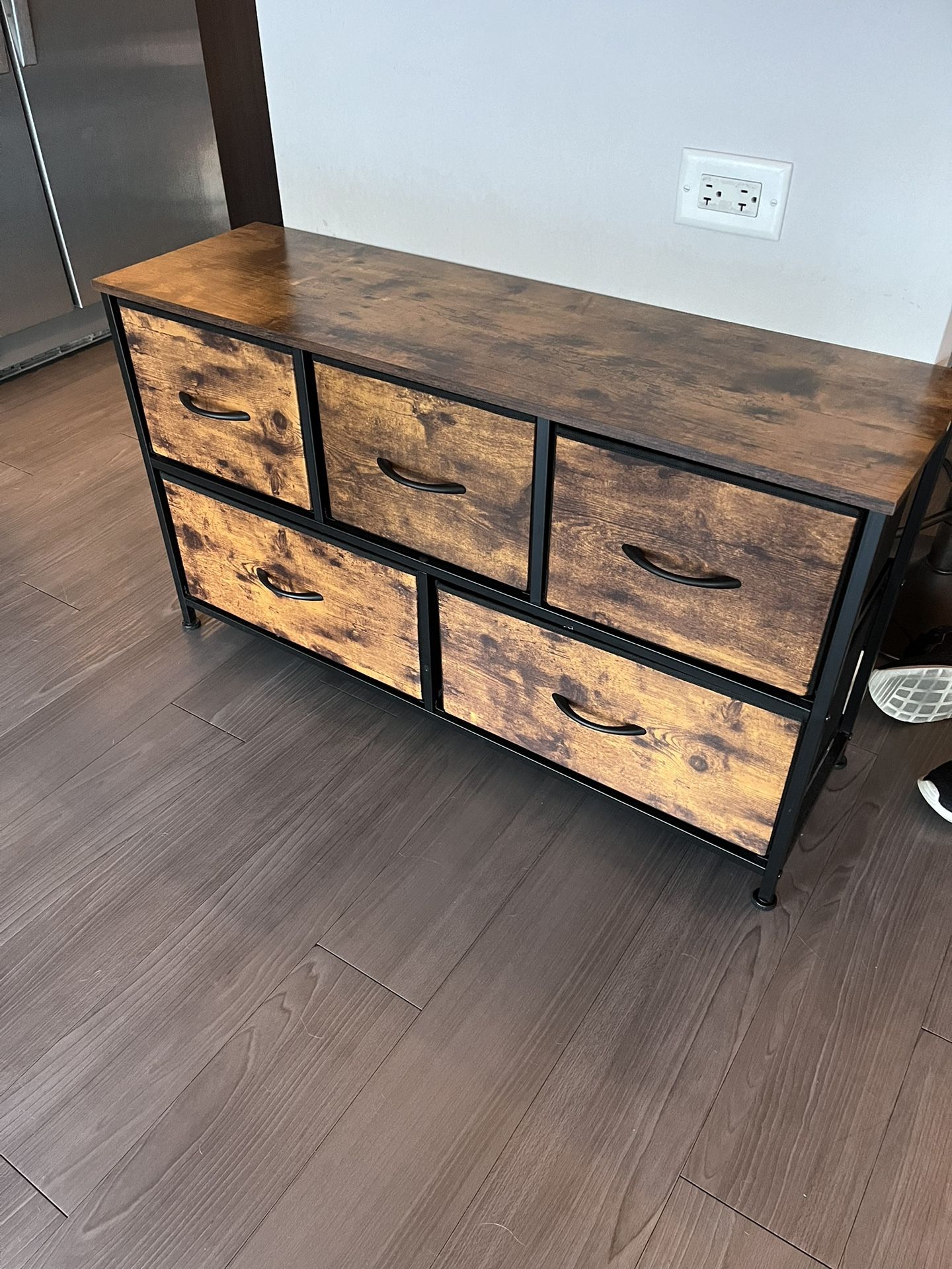 5 Drawer Dresser/Storage Organizer