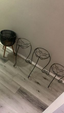 Plant Stands 🌿