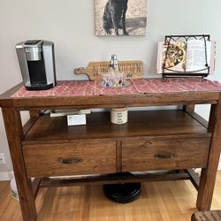 Kitchen/Dinning Room Hutch