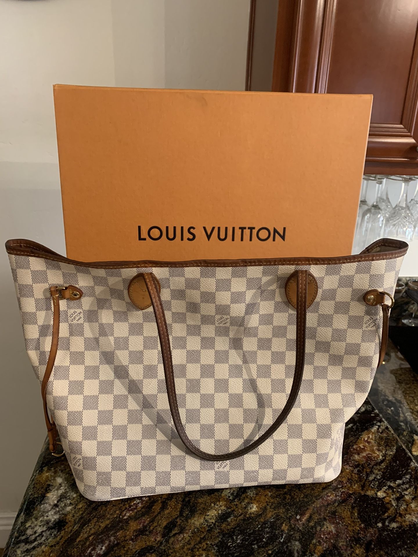 Louis Vuitton Neverfull