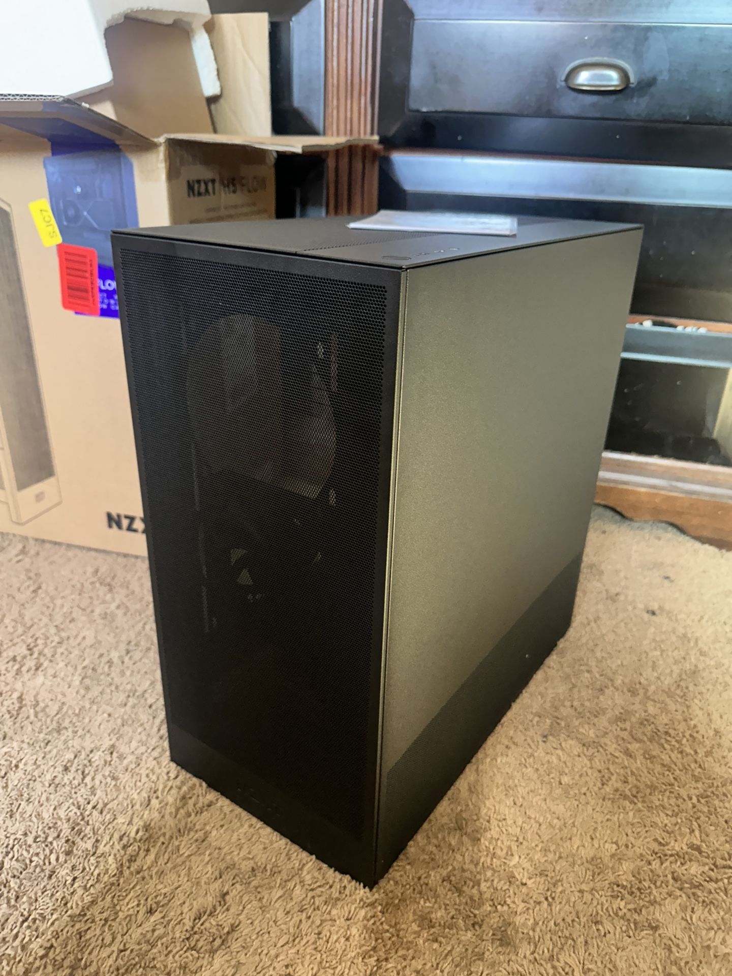 NZXT - H5 Flow RGB Case