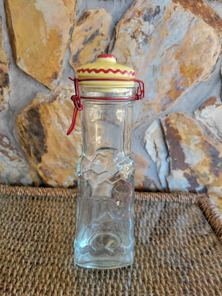 Cannister Jar 16 oz VTG Kitsch Yellow Red Bail Lock Lid