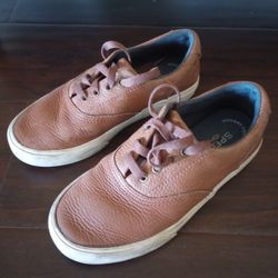 Size 13 kid's Sperry shoes