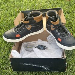 Skechers boys new Boots Size 13