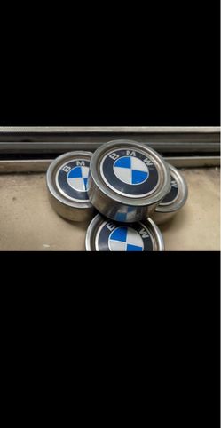 BMW Center caps