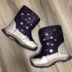 Little Girl’s Snow Boots