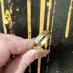 14k FANCY BAND RING 