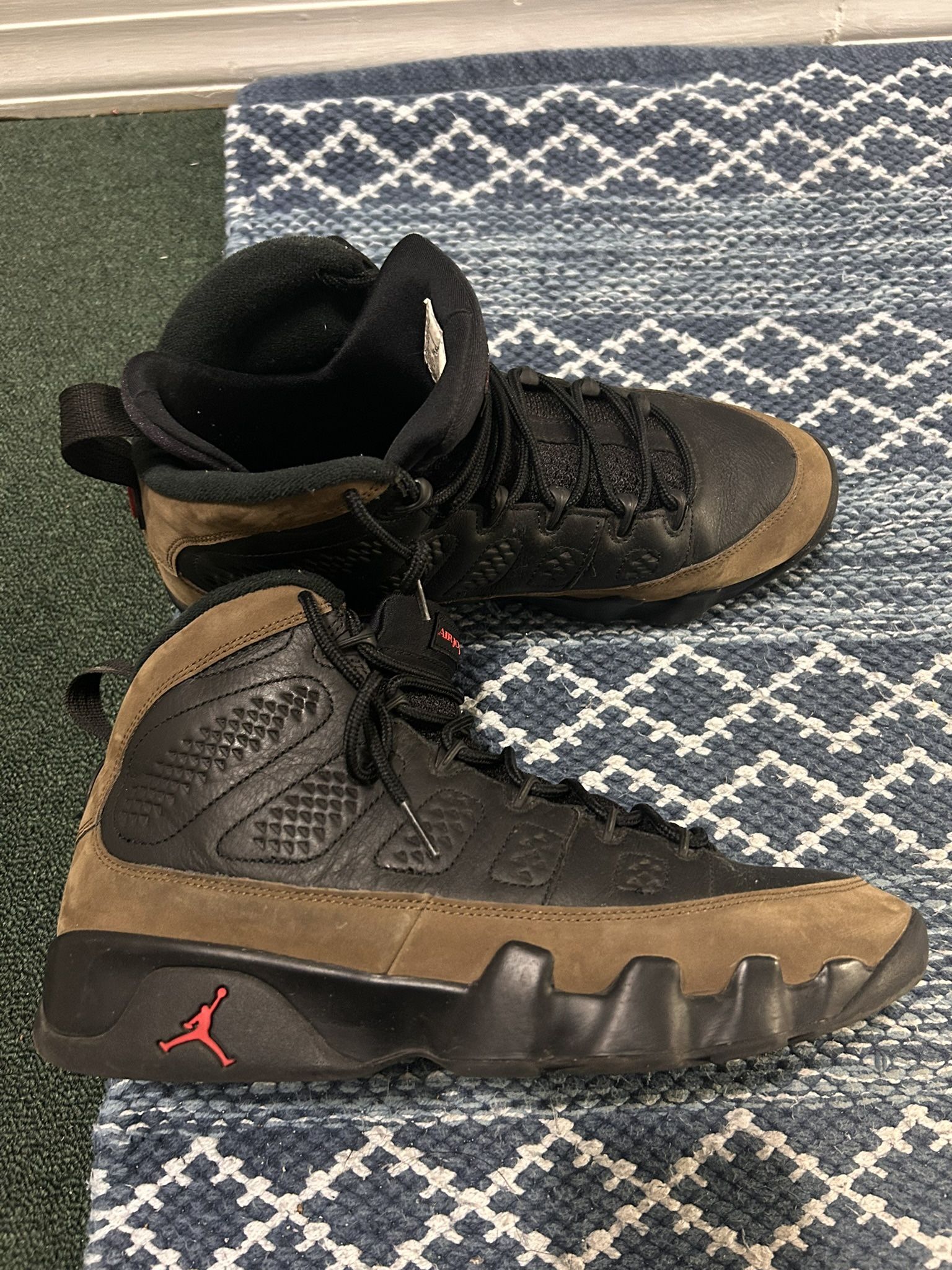 Air Jordan 9 Retro