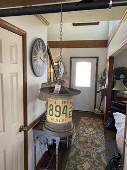 Vintage Style Hanging License Plate Birdhouse