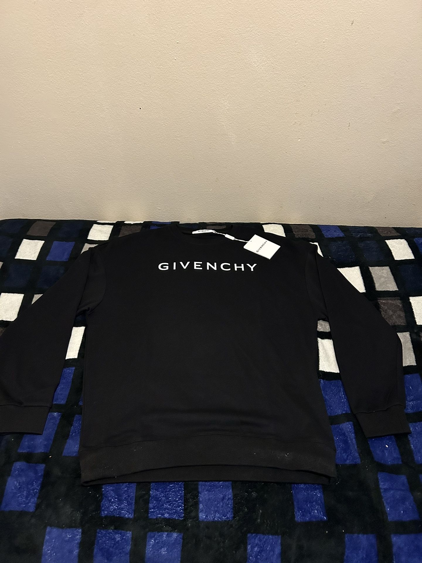 Givenchy Sweatshirt Size XL