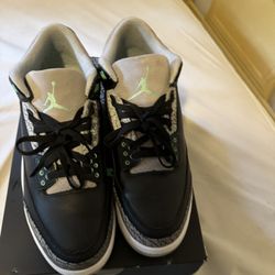 Air Jordan 3 Retro "Green Glow"