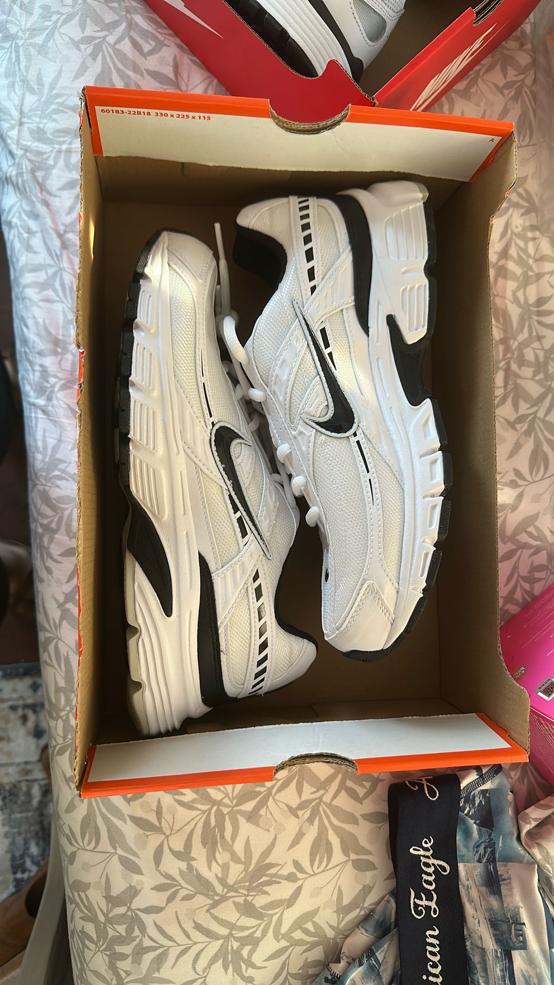 Nike Initiator