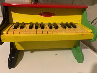Melissa & Doug Kids Wooden Toy Piano