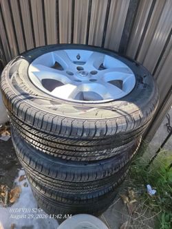 215/60R16 yantas con rin