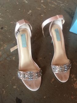 Dress shoes