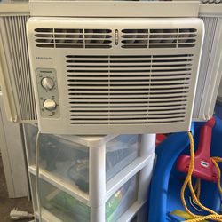Window AC