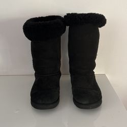 UGG Suede boots Size 8.5 Used