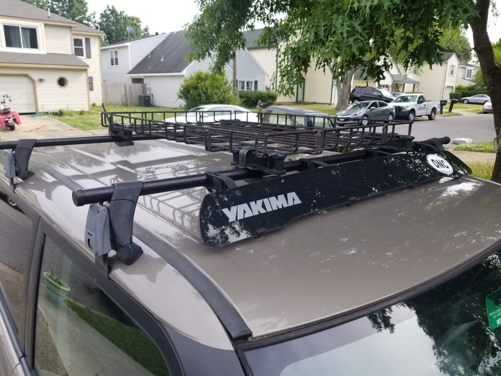 Yakima Roof Rack And Basket