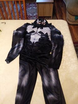 Venom Halloween Costume Size Large 10/12