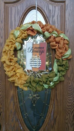 Wreath and harvest sign