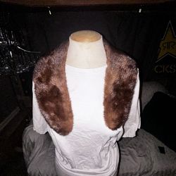 Genuine Furr Over The Shoulder