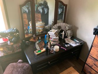 Coffee table and mirror