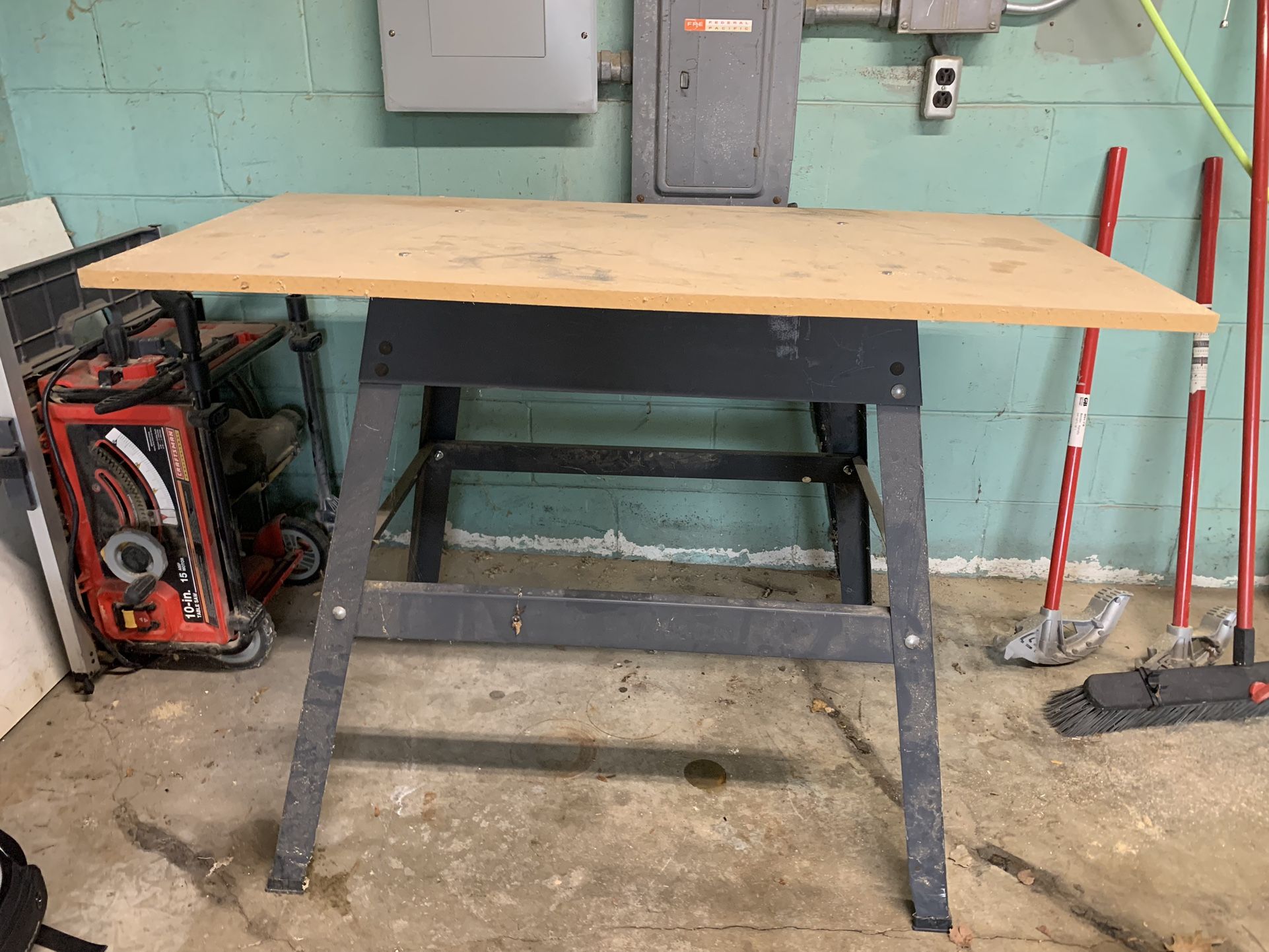 Workshop Saw tableOr Misc Table