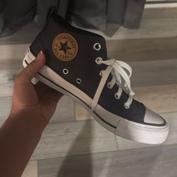 Converse Size 6