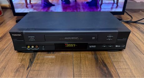 Toshiba 4 Head Hifi VHS VCR Player Tested Working