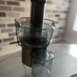 Breville BJE200XL Juice Fountain Compact Centrifugal Machine