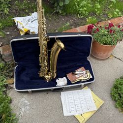 Tenor Saxophone 🎷. CONN. 