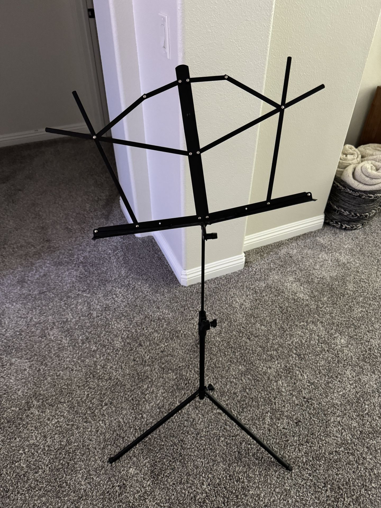 Music Sheet Stand