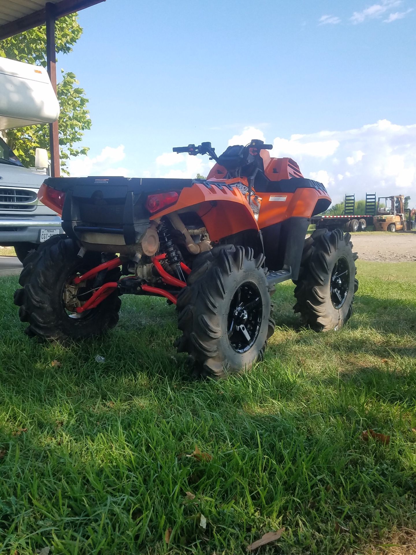 2016 sportsman highlifter 850 5in OutKast lift msa battle wheels 31in outlaws low mile and hrs