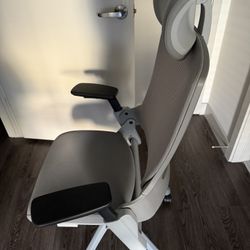 Grey Mesh Office Chair