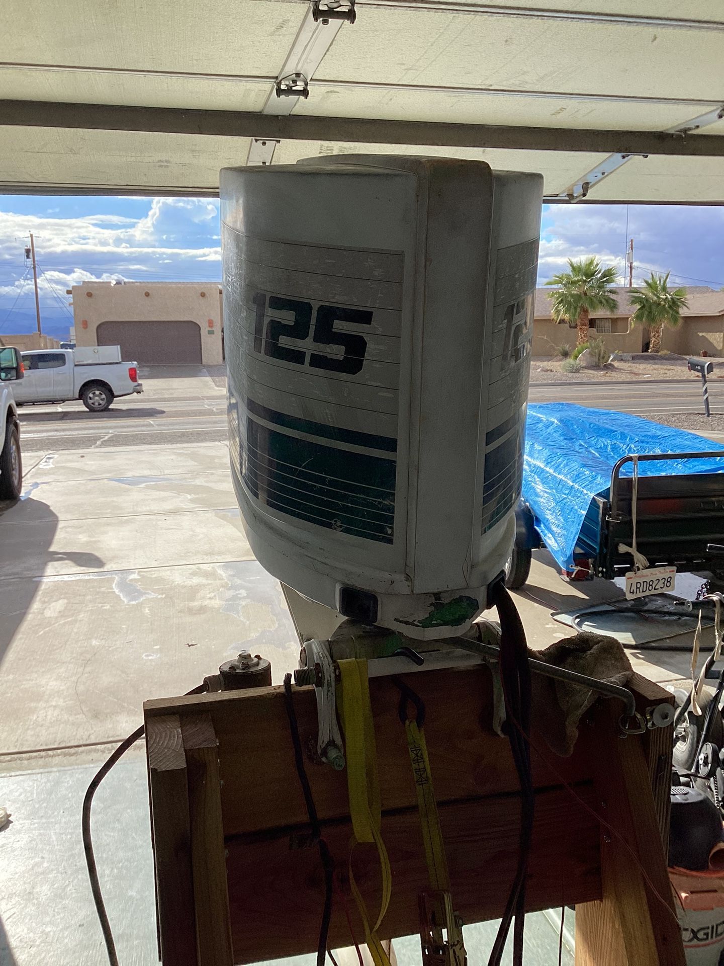 125 Hp Outboard Motor
