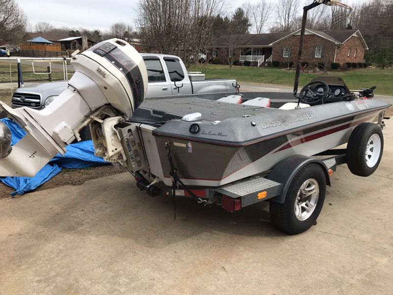 1990 Bass Tracker Tournament 1600 TF!!!!