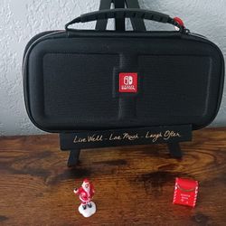 Official OEM Nintendo Switch 10” Carrying Case Black Hard Shell W/Game Storage