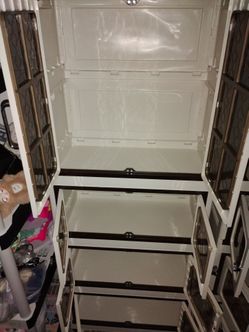 2 Closet for clothes and more