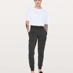 Lululemon Dance Studio Jogger *29" Black