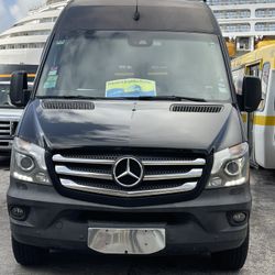Absolutely Gorgeous Mercedes Sprinter 2500 12 Passenger Van Diesel Well Maintained