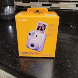 Instax Mini 12 Camera