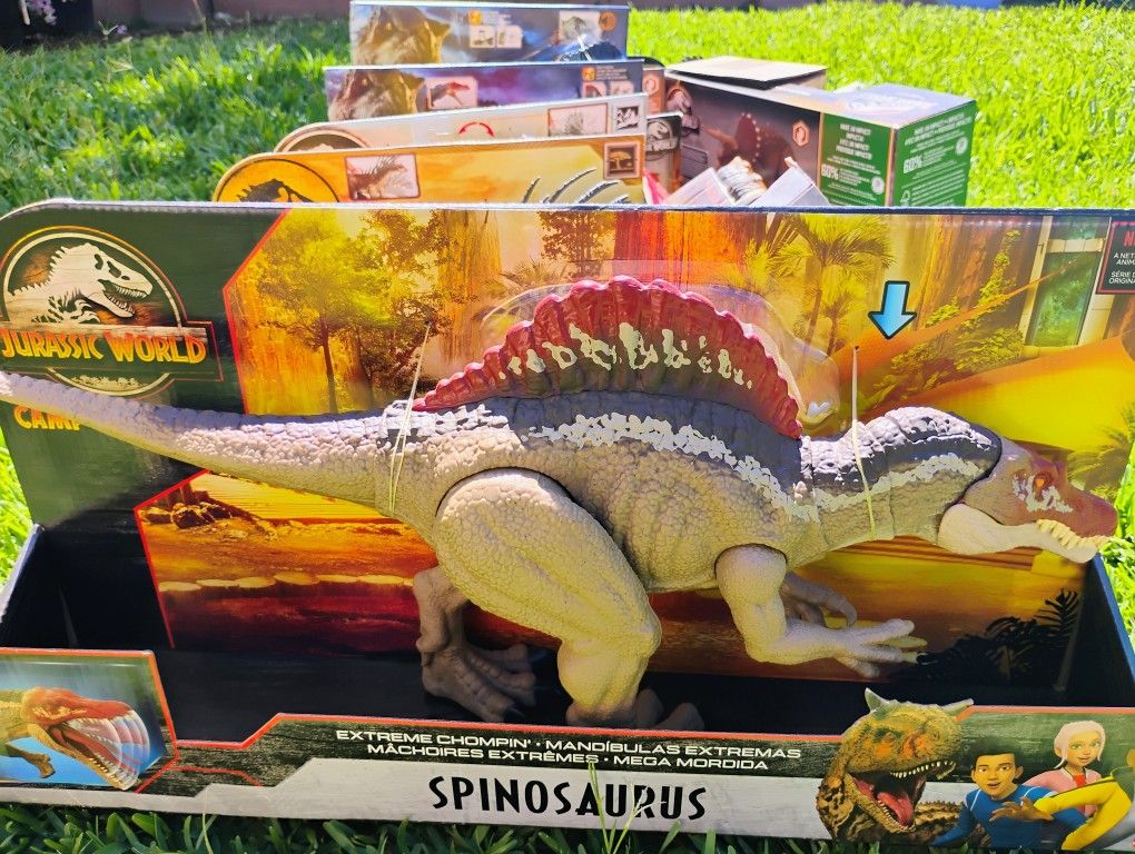 Extreme Chompin' Spinosaurus
